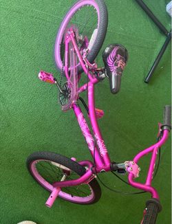 Razor Angel Girls' Bike