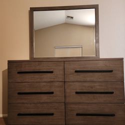 6 Drawer Dresser With Mirror
