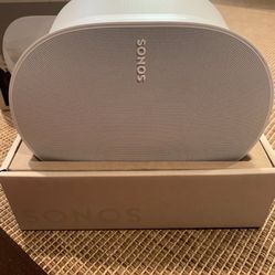 Sonos ERA 300 Smart Speaker with Spatial Audio WHITE – Excellent Condition LIKE NEW