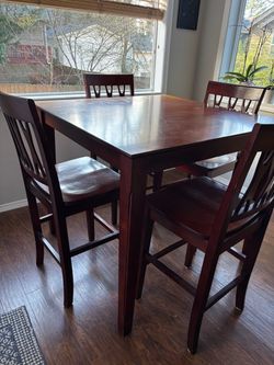 High top table + 4 chairs