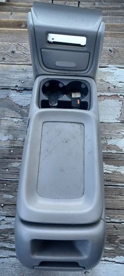 2000-06 Tahoe Center Console Suburban Yukon