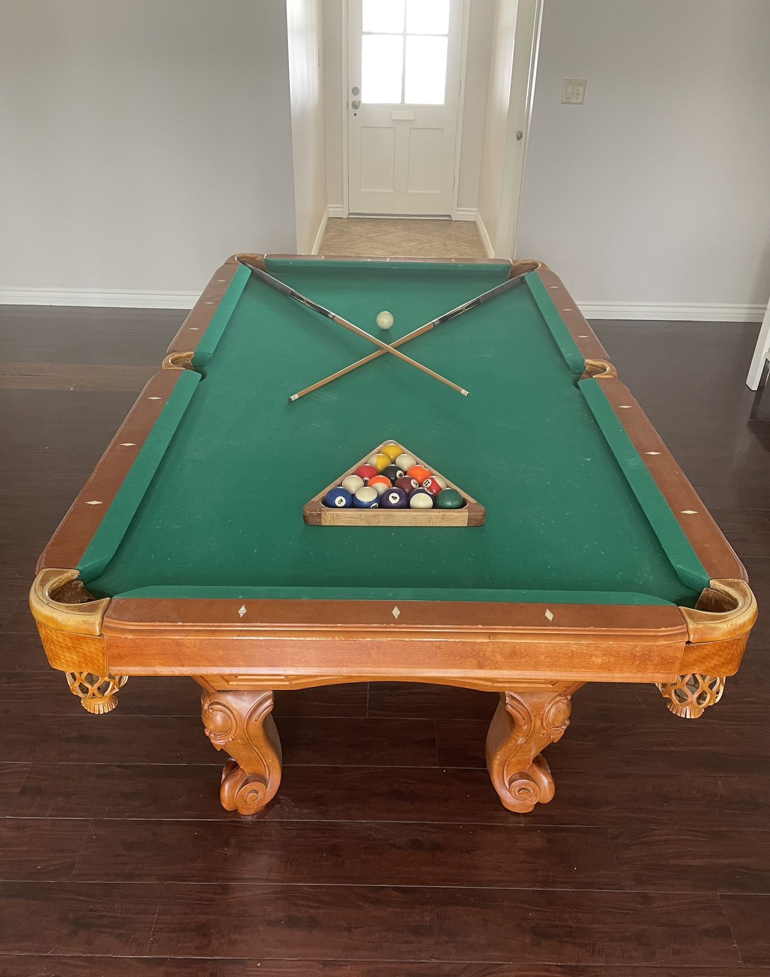 Pool table
