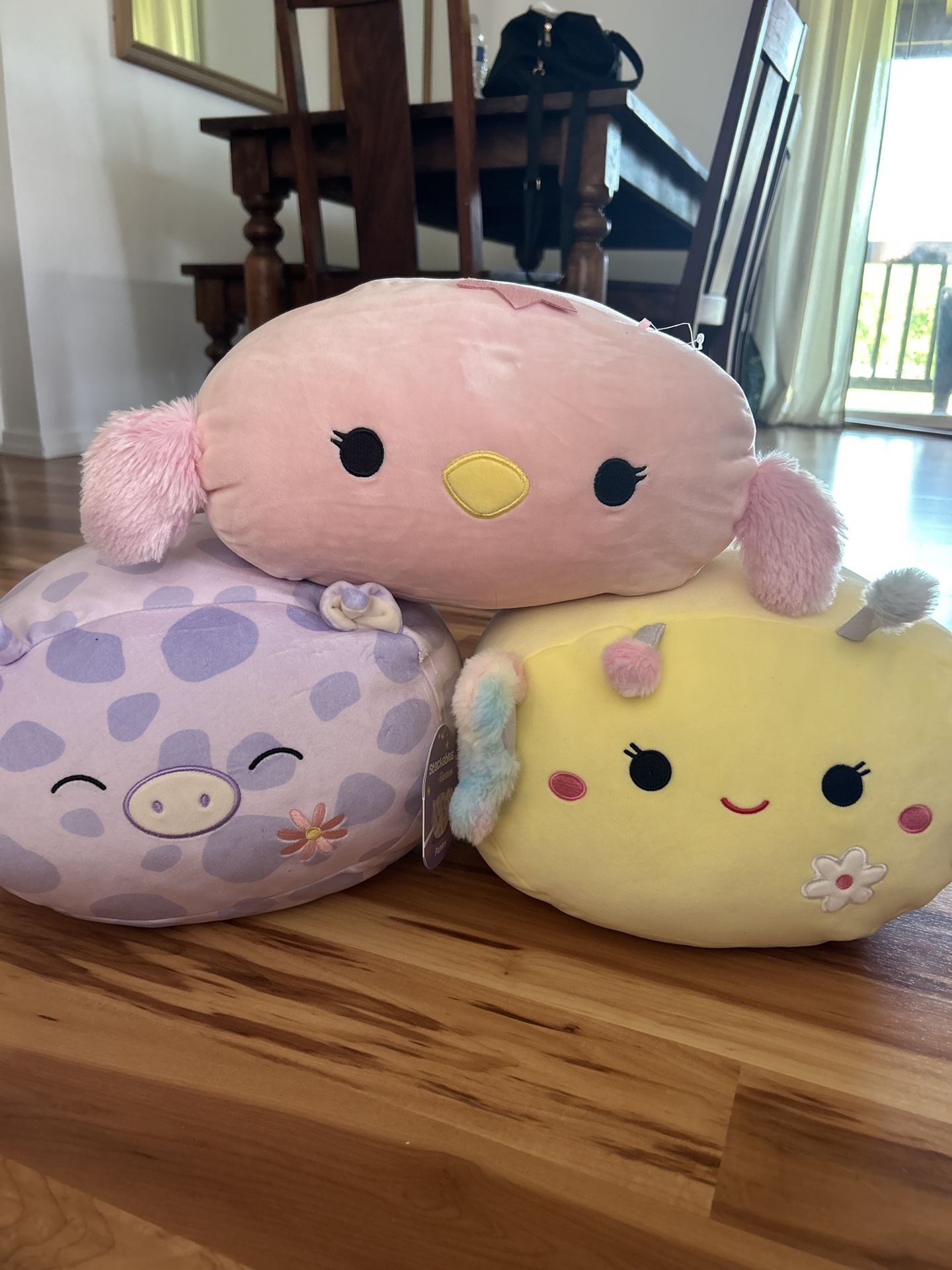 3 Stackable Squish Mallows