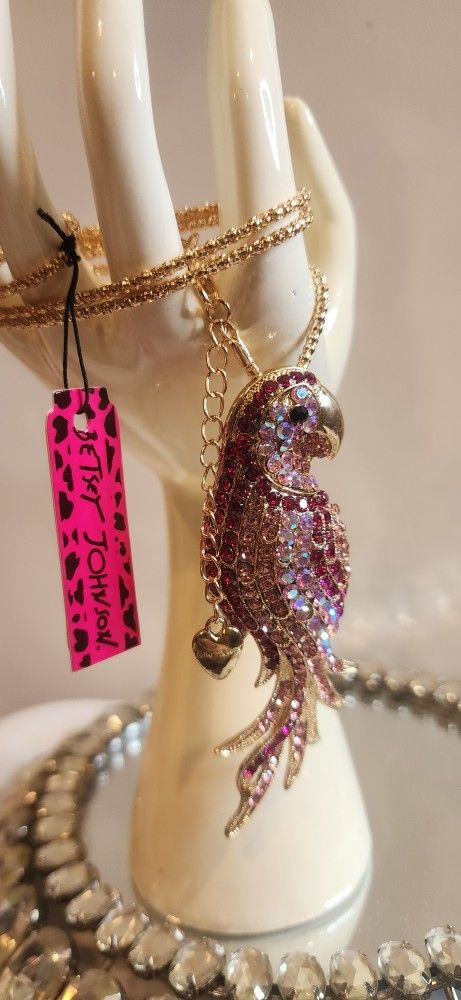 Betsey Johnson  New 24" Chain W/Bling Parrot 2.5" X 1" Pendant/Brooch