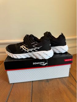 New Saucony Wind A/C Kids Shoes Sneakers - Black/White Size 12.5 W