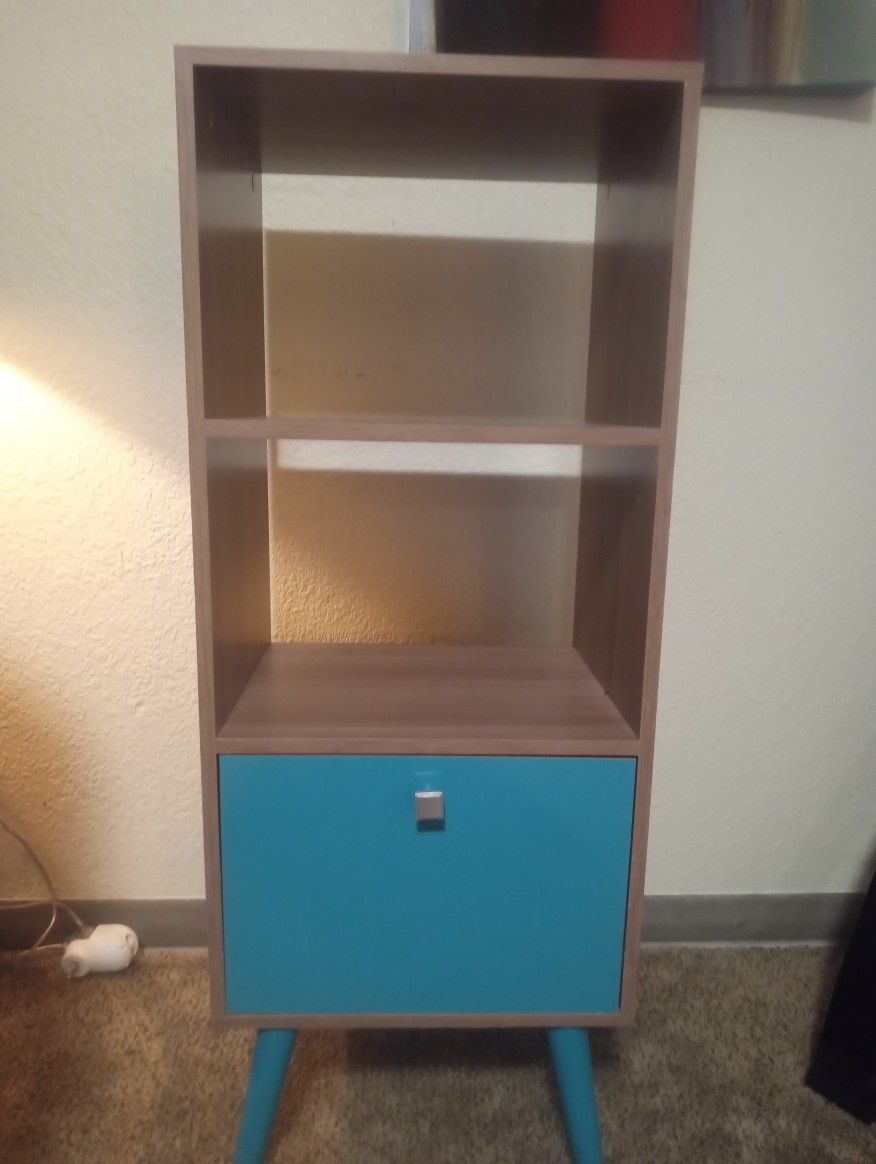 Display Shelf's With Drawer
