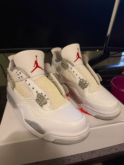 Jordan 4 White Oreo’s Size 8.5