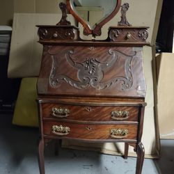 Lady's  Desk