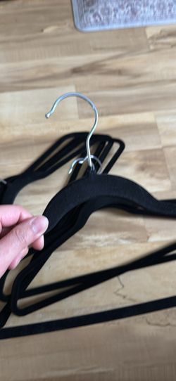 Velvet Hangers 50 ct