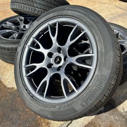 (4) 2025 Tesla Model S 19" Tempest OEM Wheels Rims TIRES CONTINENTAL 90% TPMS