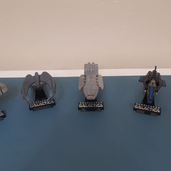 BATTLESTAR GALACTICA TITANIUM SERIES DIE-CAST