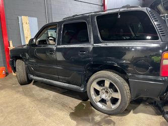 2003 GMC Yukon 6.0 liter V8