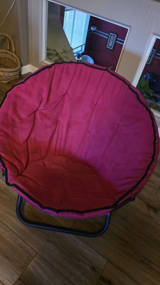 Pink Saucer Chair