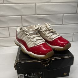 Air Jordan 11 Retro 2016 Low Cherry - Size 4Y