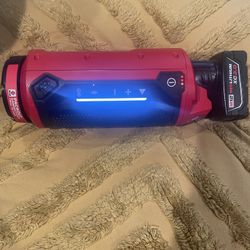 Milwaukee M12 Bluetooth Speaker 