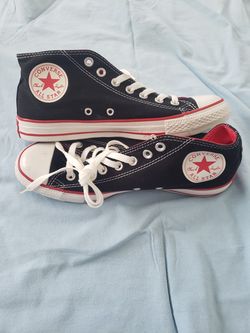 Converse Men size 8