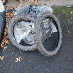 Brand new dirt by tires front and back
