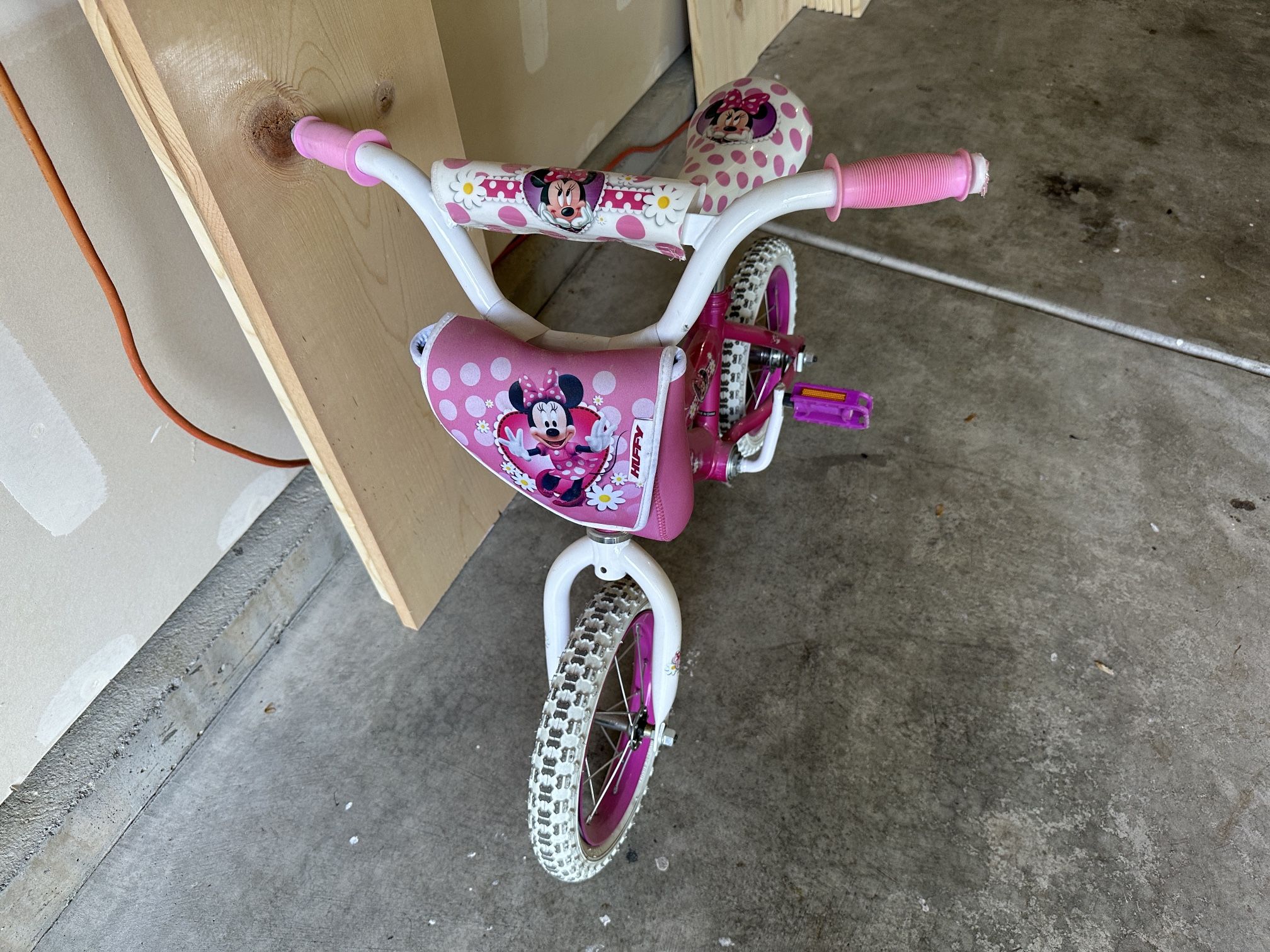 12” Huffy Minnie Bike