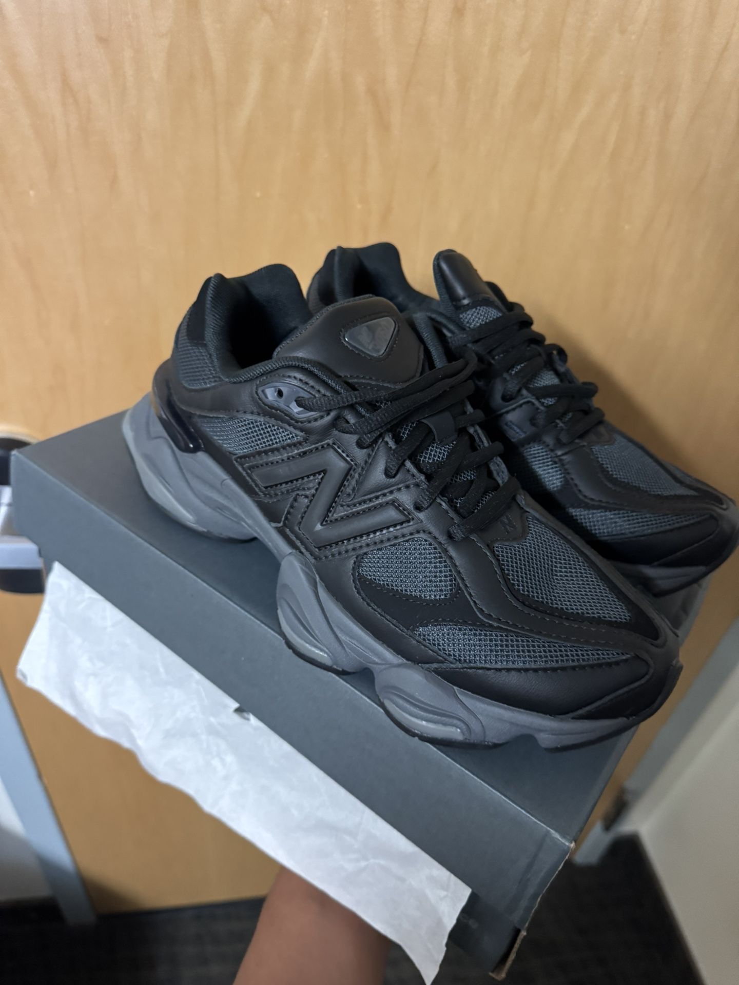 New Balance 9060