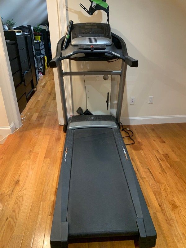 NordicTrack SMART C960I Treadmill