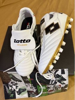 Lotto Stadio size 8.5 $120