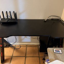 Gaming Desk With LED