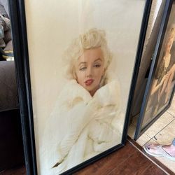 Marilyn  Monroe  Frame With Glass 