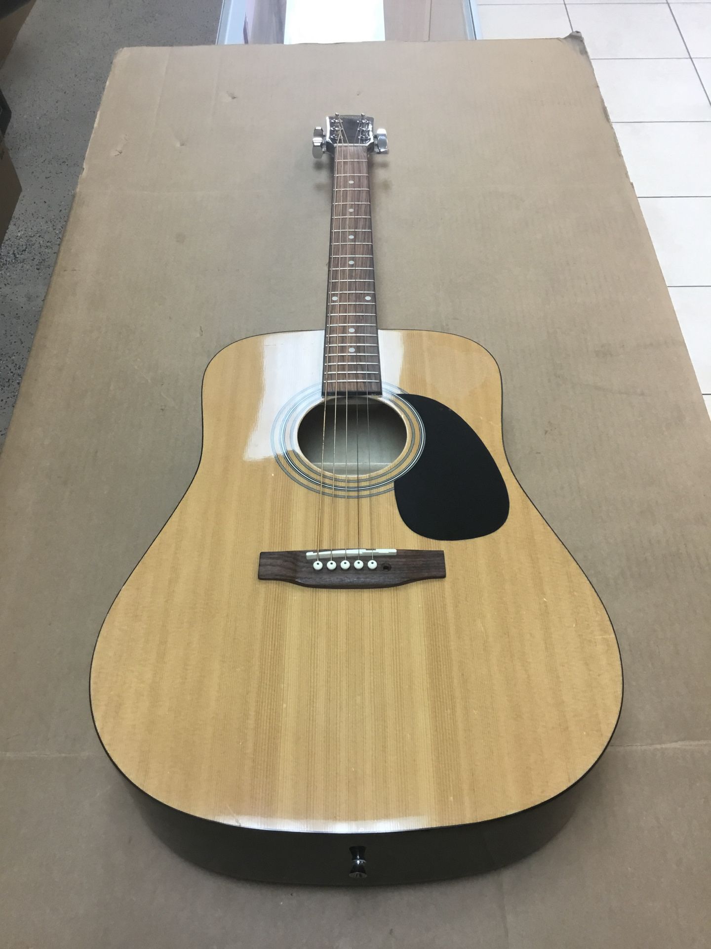 Starcost 09160000021 acoustic guitar