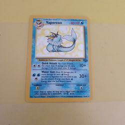 Holographic 1995 Vaporeon Pokemon Cards