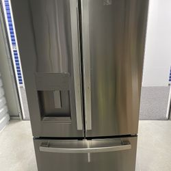 Refrigerator GE