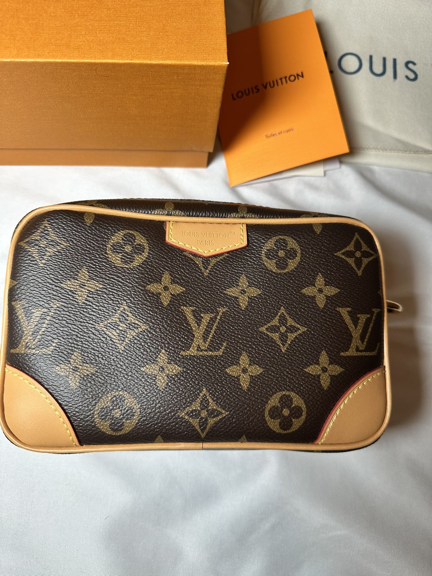 Louis Vuitton Trocadéro Wearable Wallet