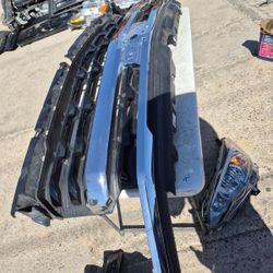 Chevy Silverado 1500 Grille Oem