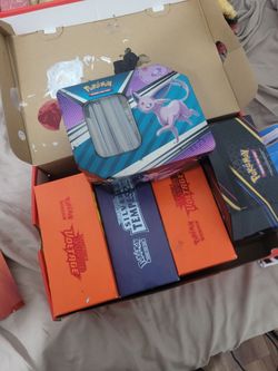 Pokemon goodies (all filled with cards)