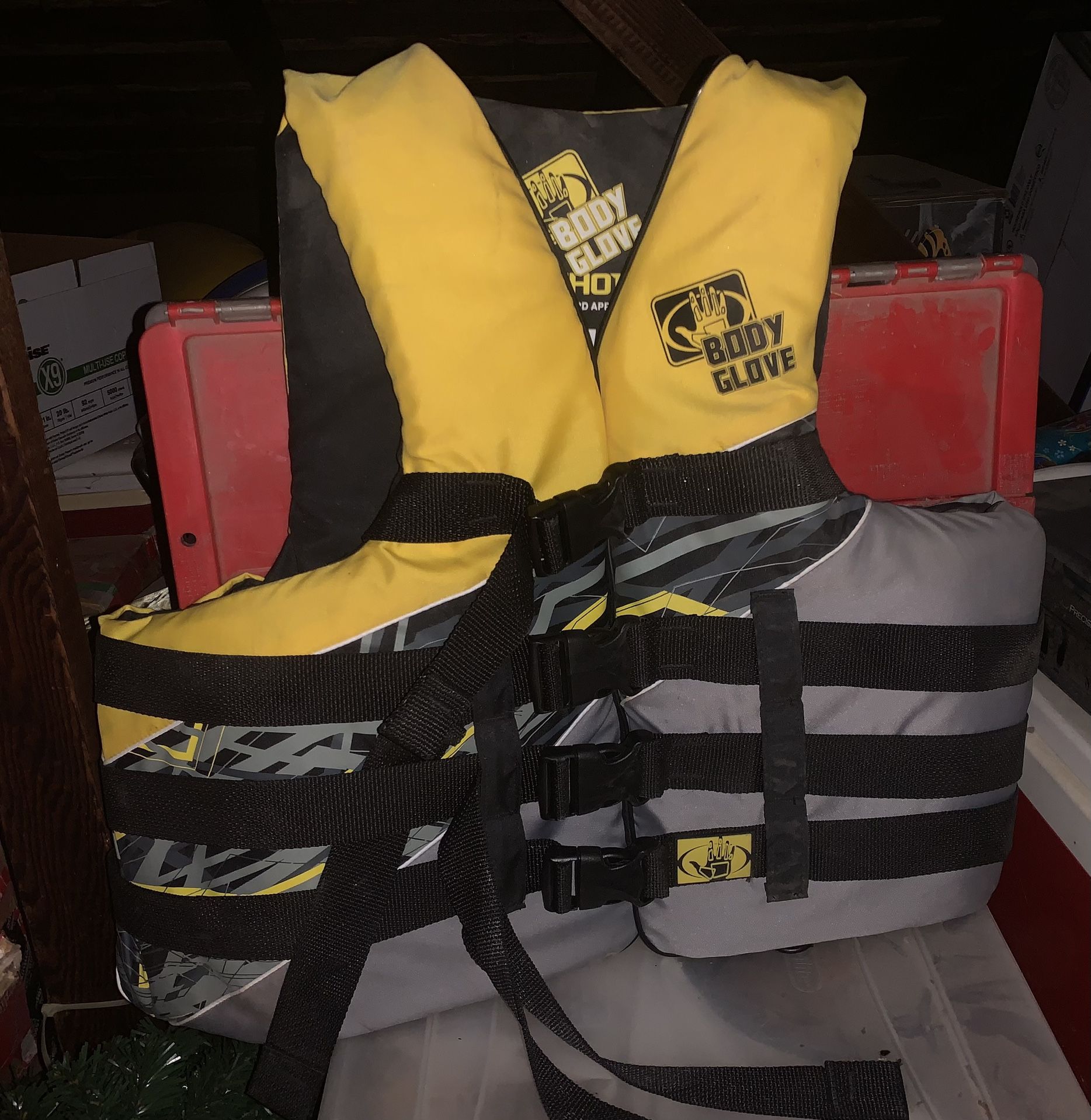 Body glove, adult size life, jackets for Sale in Sacramento, CA OfferUp