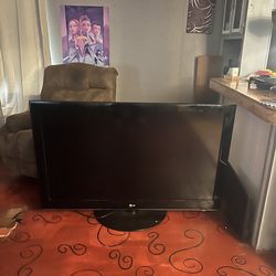 LG television