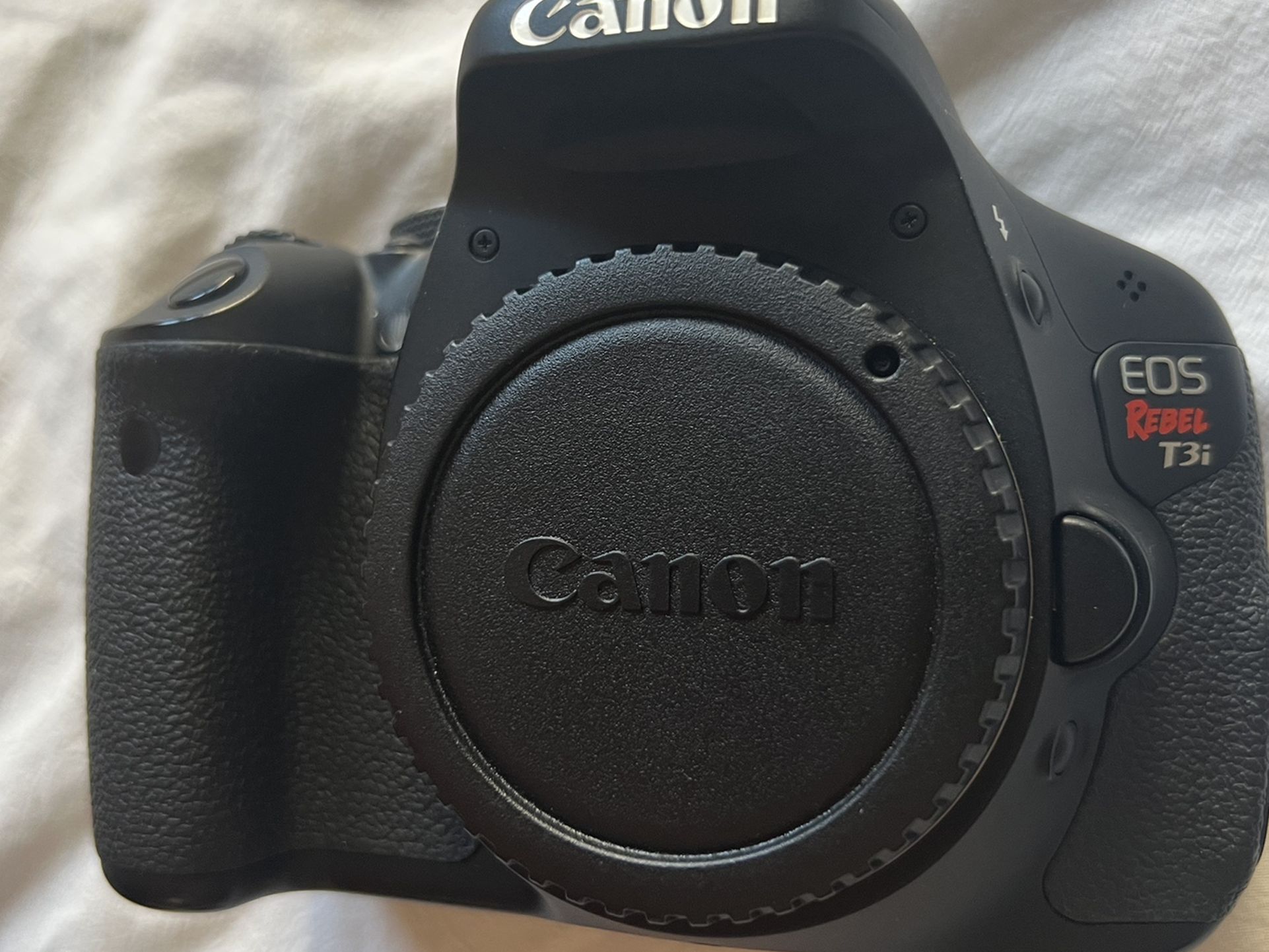 Canon EOS Rebel T3i Digital SLR Camera with Rokinon Fisheye Lens