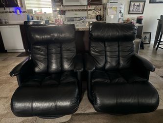 Black recliner chairs