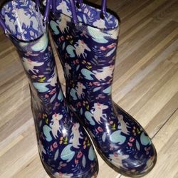 Unicorn Light Up rain Boots. Size 11-12 Girl