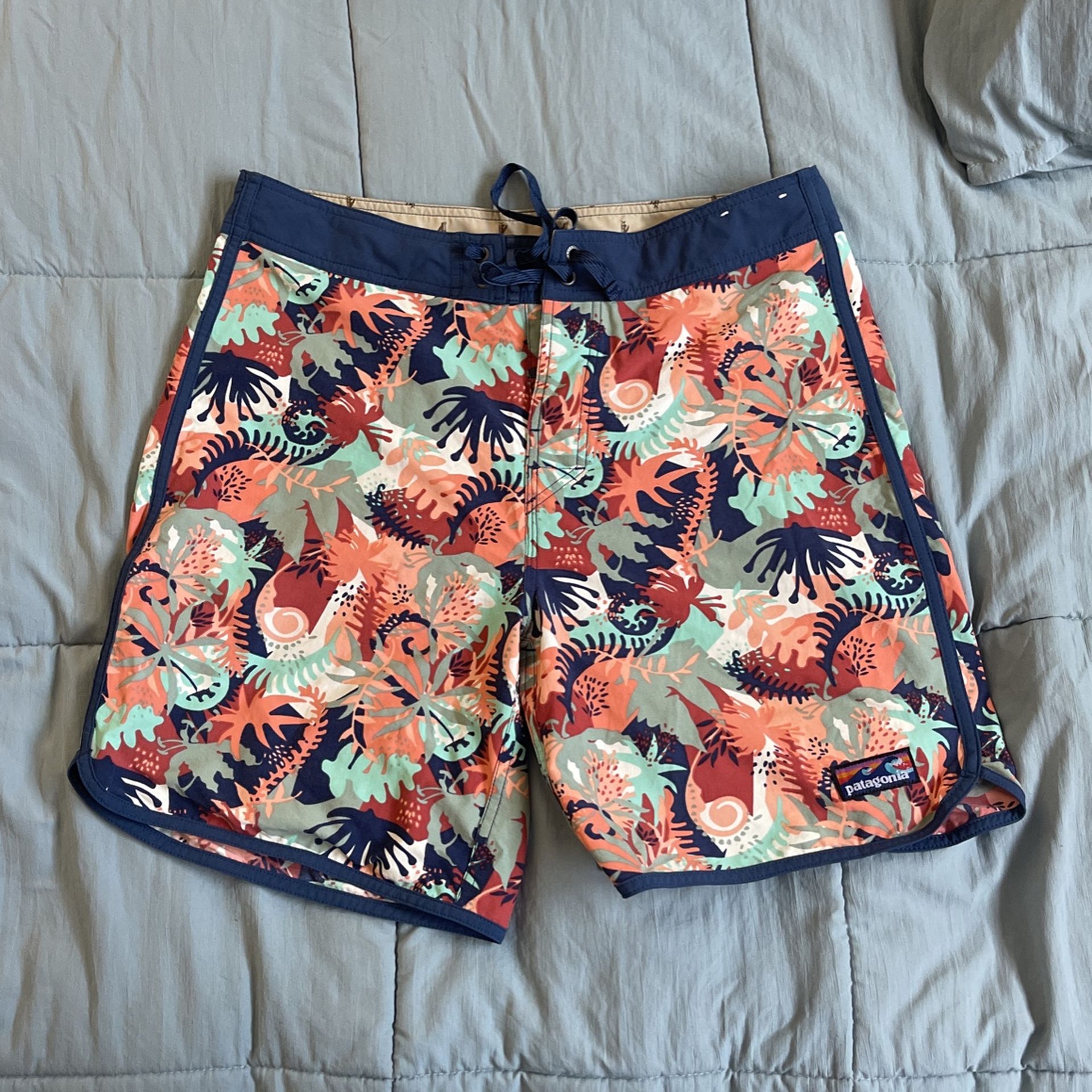 Patagonia Board Shorts 33