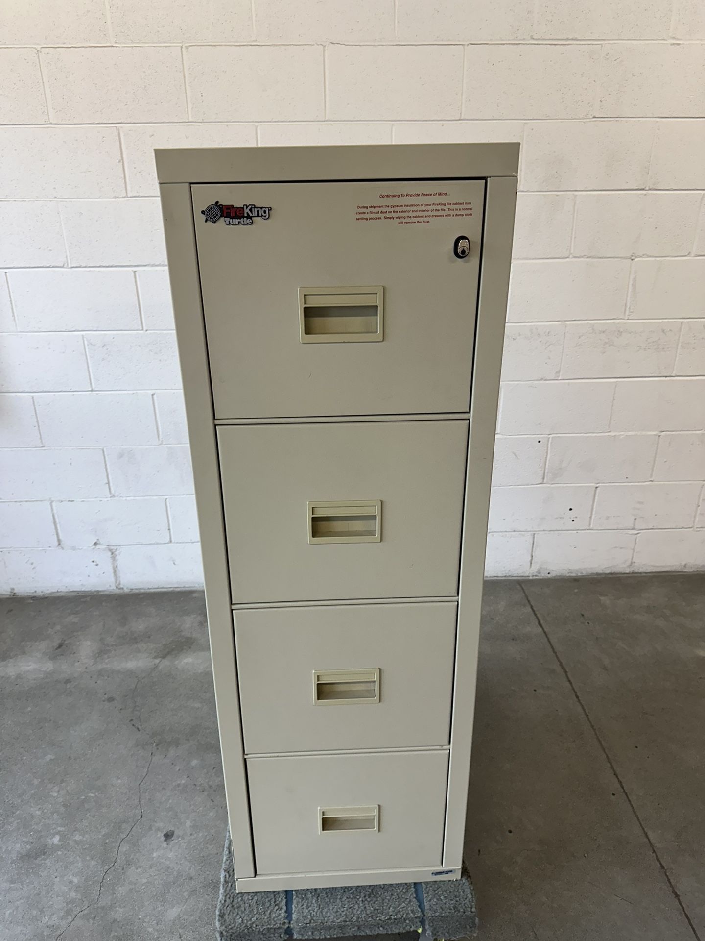 Fireproof File cabinet