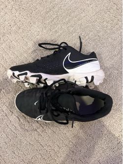 Boys Nike Vapor football cleats 6Y