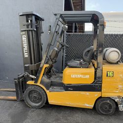 Forklift Caterpillar 