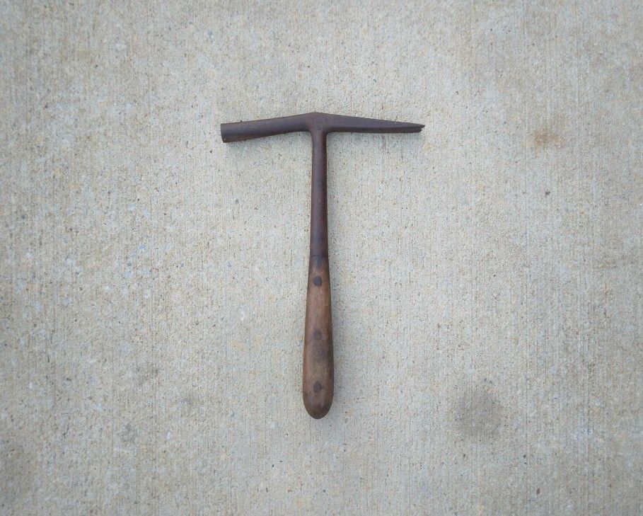 Antique O.C. Osborne #5 Tack Hammer
