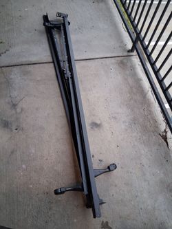 King / Queen size metal bed frame