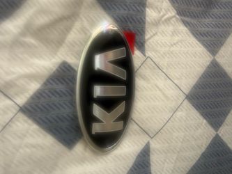 Emblem Kia