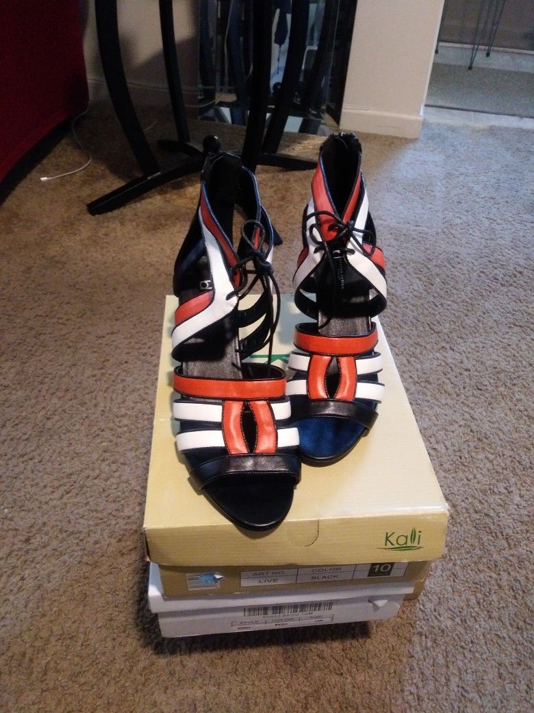 Black Multi Color Sandles Size 10