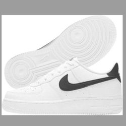 Nike Youth Air Force 1 (GS) White/Black - Size 6.5