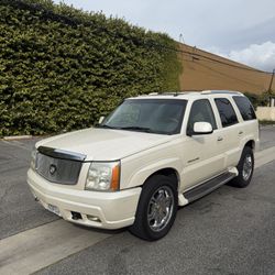 2003 Cadillac Escalade