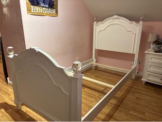 Kids adjustable mattress height bed frame