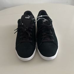 PUMA Men's Smash V2 Trainers in Black and White PUMA